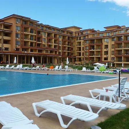 Apartman 25 *